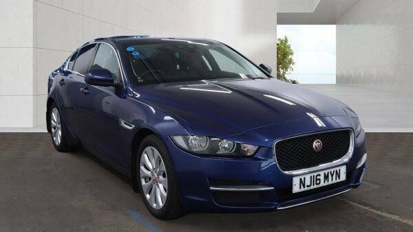 Jaguar XE 2.0D Prestige Euro 6 Ss Blue