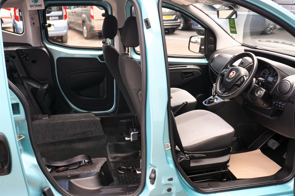 Fiat Qubo Lounge Silver #8