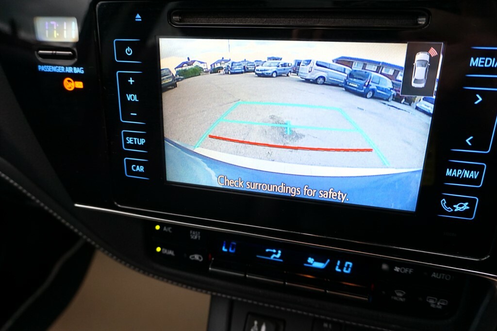 Toyota Auris Vvt-i Excel, Self Charging Hybrid. #3