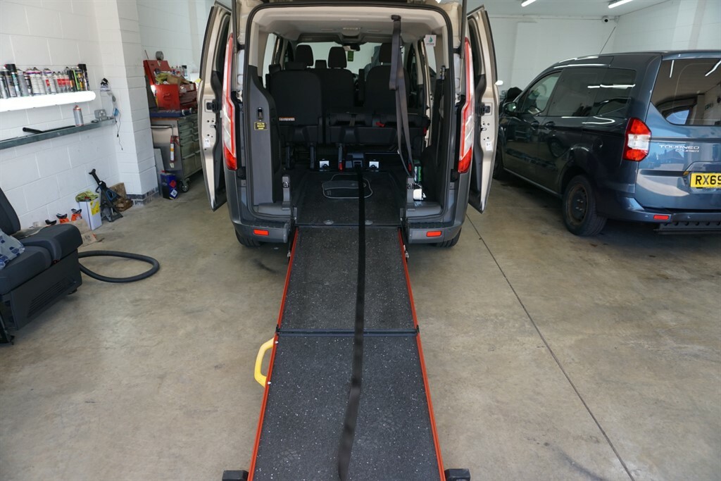 Ford Tourneo Custom 310 Zetec Tdci, Disabled, Wheelchair Accessible Ve Silver #2