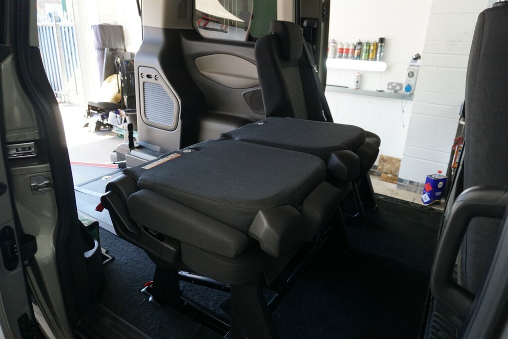 Ford Tourneo Custom 310 Zetec Tdci, Disabled, Wheelchair Accessible Ve Silver #4