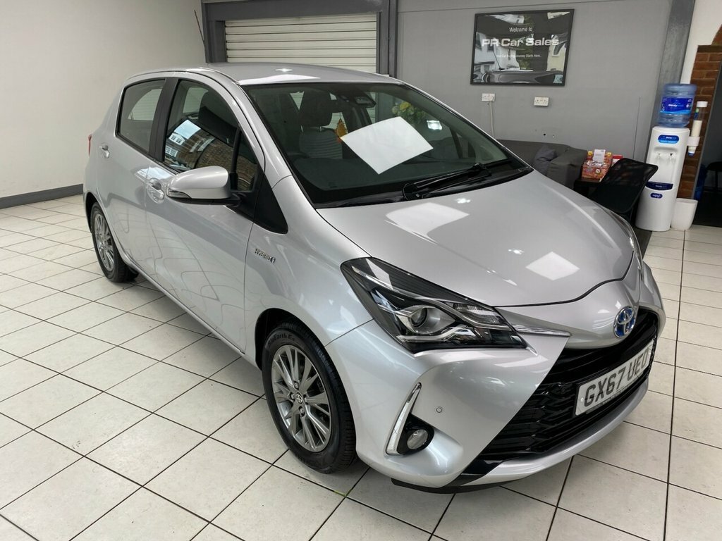 Toyota Yaris 1.5L Icon GX67UEO Silver #5