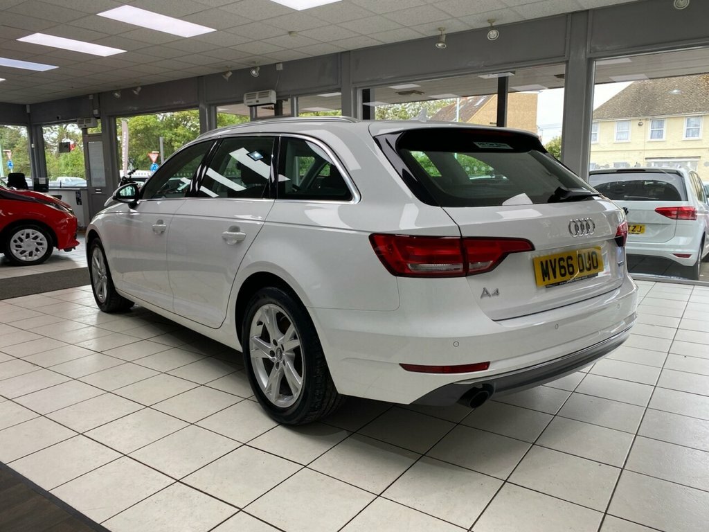 Audi A4 Avant 1.4L Sport White #6