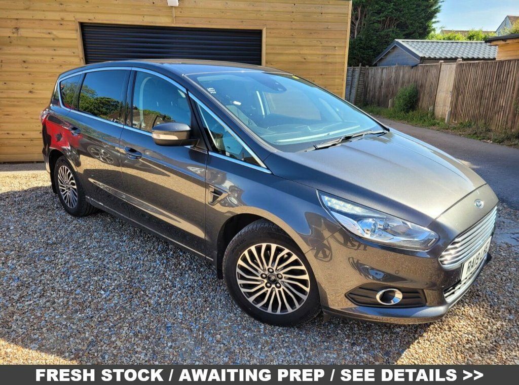 Ford S-Max 2L Titanium Grey