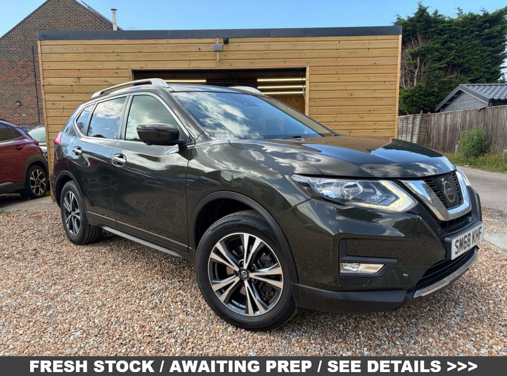 Nissan X-Trail 1.6L N-connecta Green