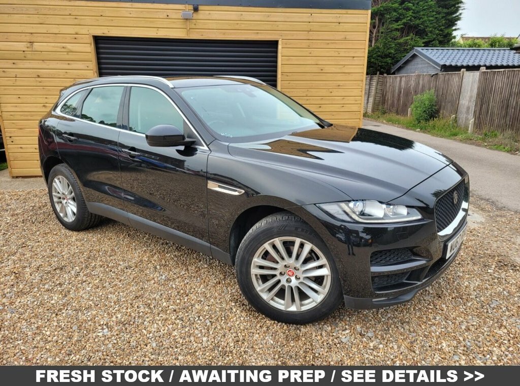 Jaguar F-Pace 2L Portfolio Black