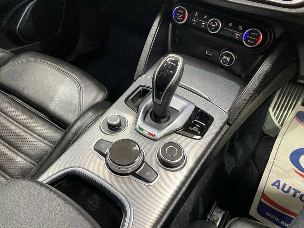 Alfa Romeo Stelvio Tb Veloce  #18