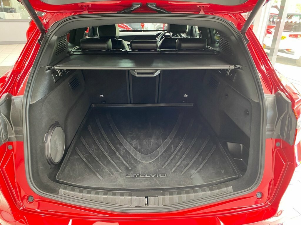 Alfa Romeo Stelvio Tb Veloce  #51