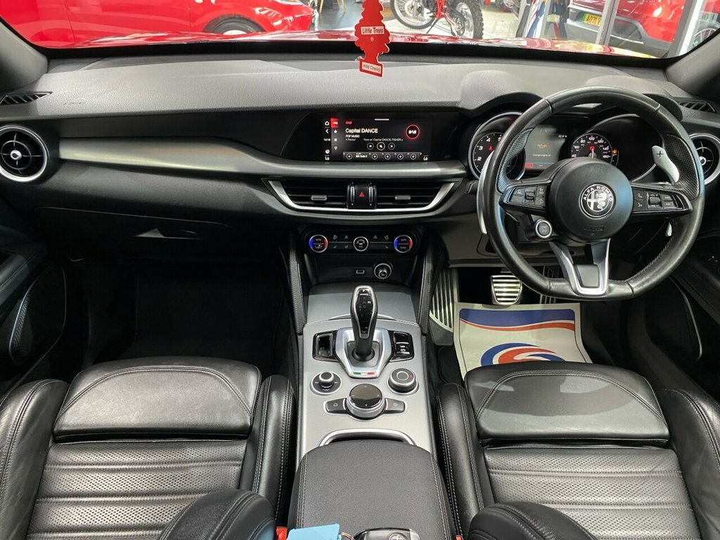 Alfa Romeo Stelvio 2L Veloce Red #3