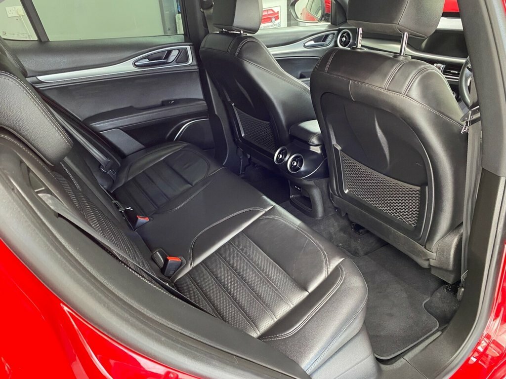 Alfa Romeo Stelvio Tb Veloce  #31