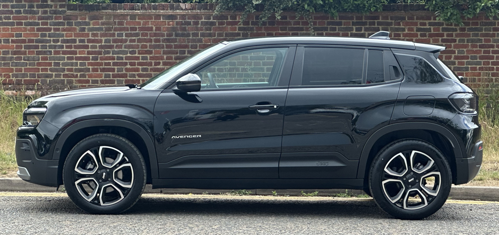 Jeep Avenger 1.2 E-hybrid Summit Dct Black #6