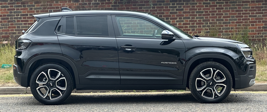Jeep Avenger 1.2 E-hybrid Summit Dct Black #2