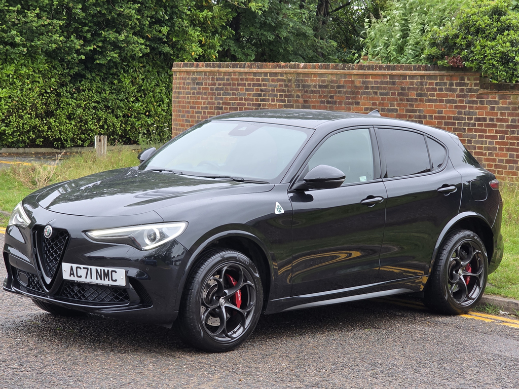 Alfa Romeo Stelvio 2.9 V6 Biturbo 510 Quadrifoglio Acc Black #3