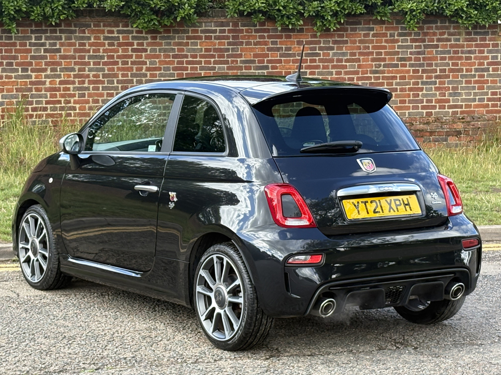 Abarth 595 1.4 T-jet 165 Turismo Black #5