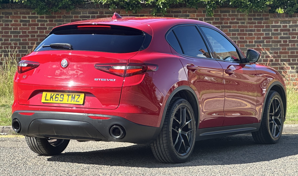 Alfa Romeo Stelvio 2.0 Turbo 280 Milano Red #3