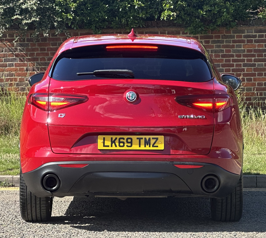 Alfa Romeo Stelvio 2.0 Turbo 280 Milano Red #4