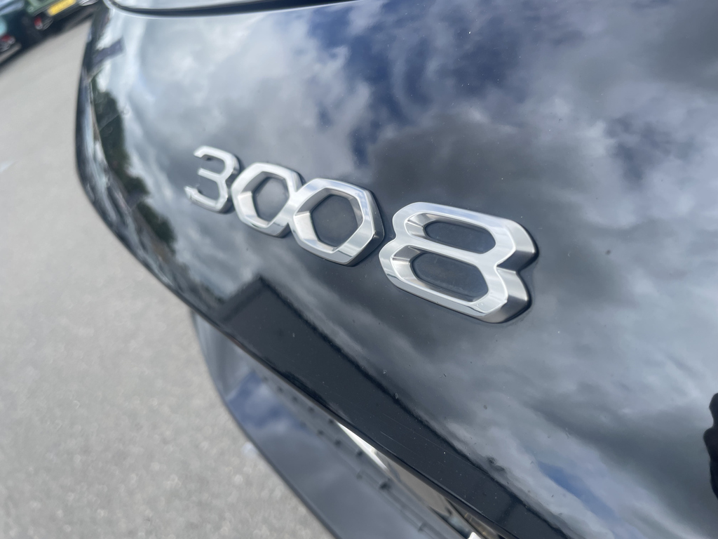 Peugeot 3008 1.5 Bluehdi Allure Premium LR71HXZ Black #3