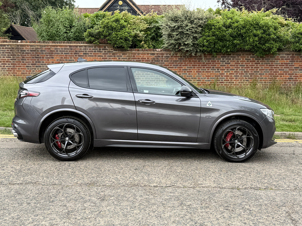 Alfa Romeo Stelvio Stelvio Veloce Td Awd Black #8