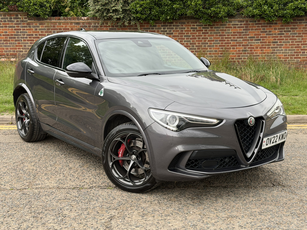 Alfa Romeo Stelvio 2.9 V6 Biturbo 510 Quadrifoglio Acc Grey