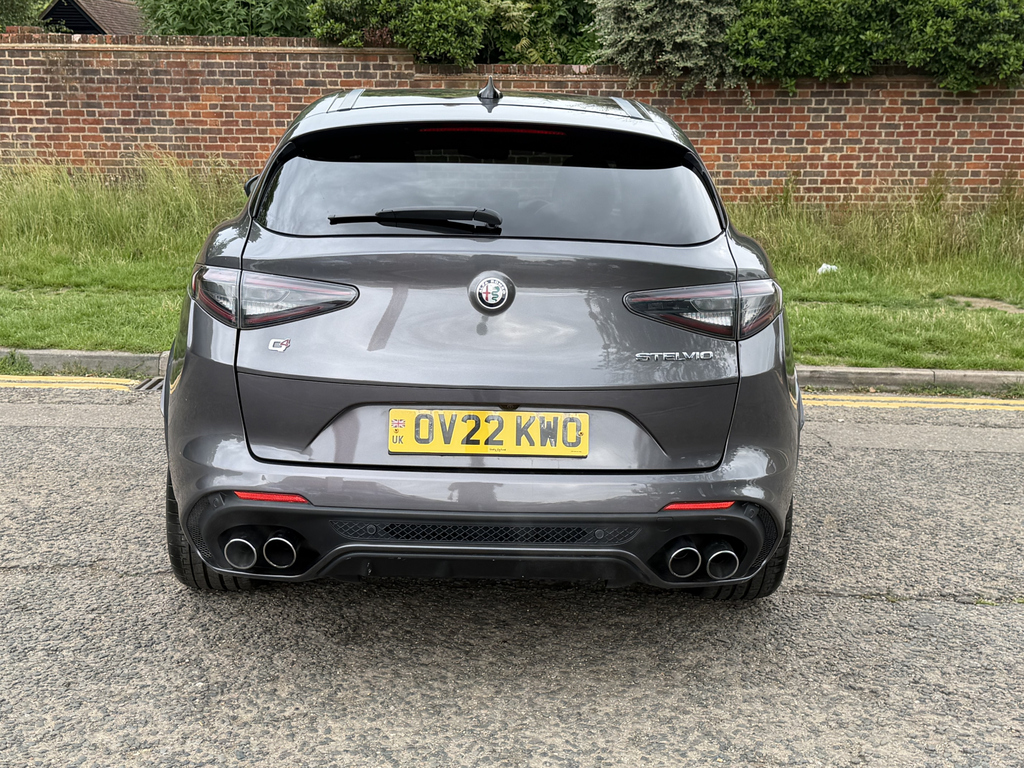 Alfa Romeo Stelvio 2.9 V6 Biturbo 510 Quadrifoglio Acc Grey #3
