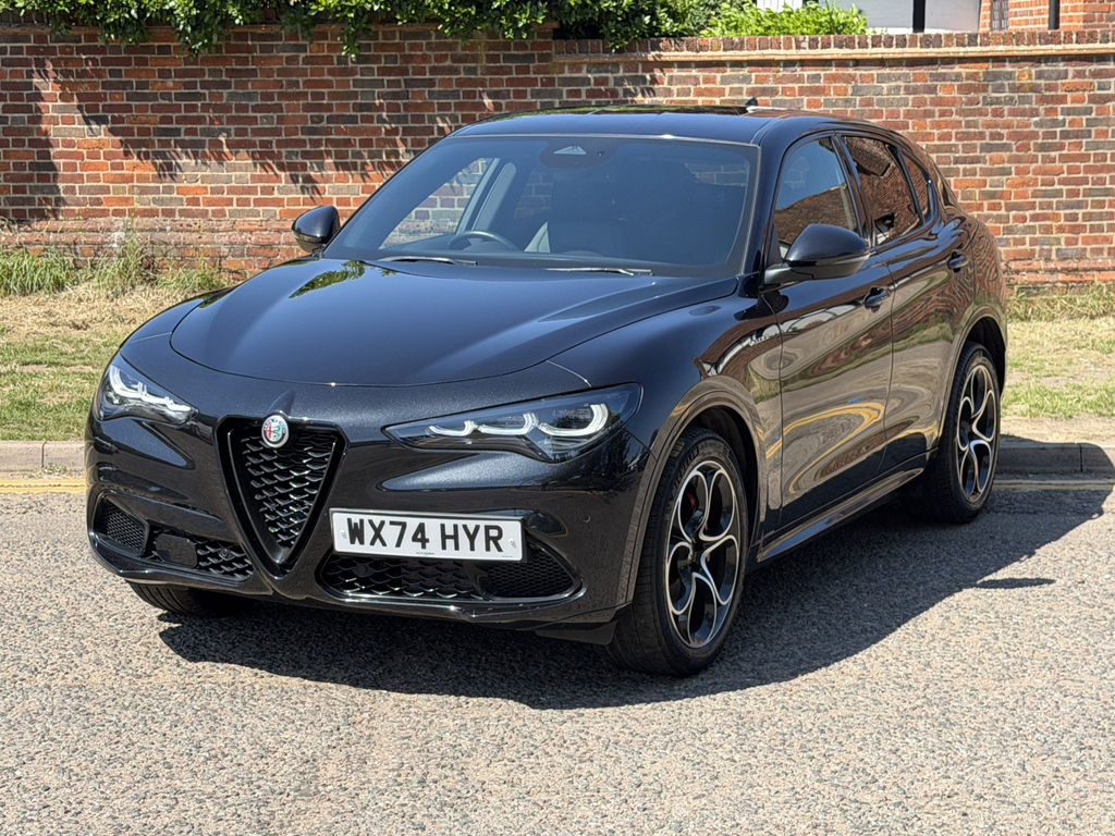 Alfa Romeo Stelvio 2.0 Turbo 280 Veloce Awd Black #4
