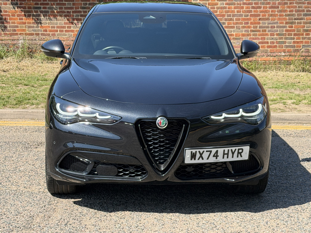 Alfa Romeo Stelvio 2.0 Turbo 280 Veloce Awd Black #3
