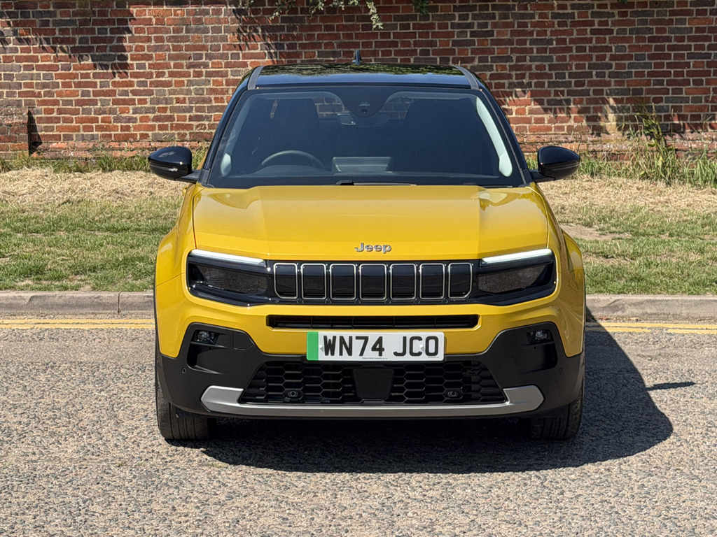 Jeep Avenger 115Kw Summit 54Kwh WN74JCO Black #2