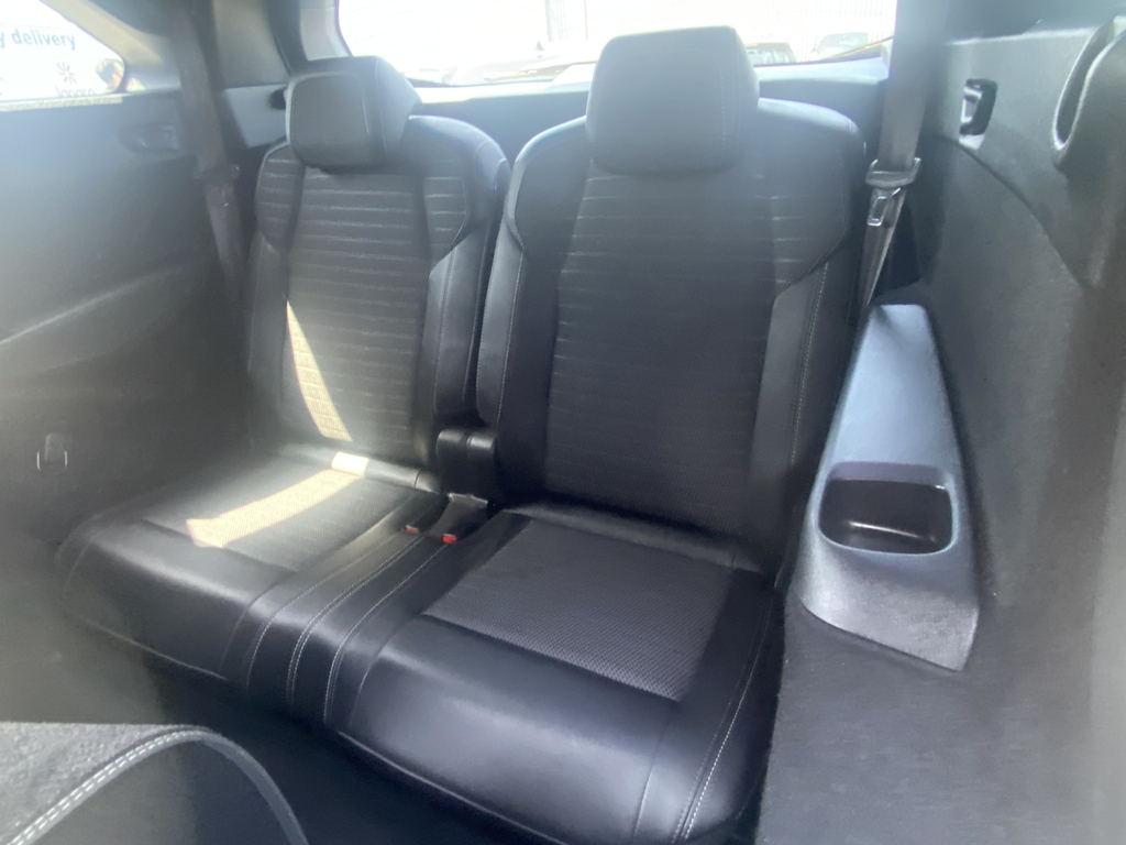 Peugeot 5008 Allure Black #24