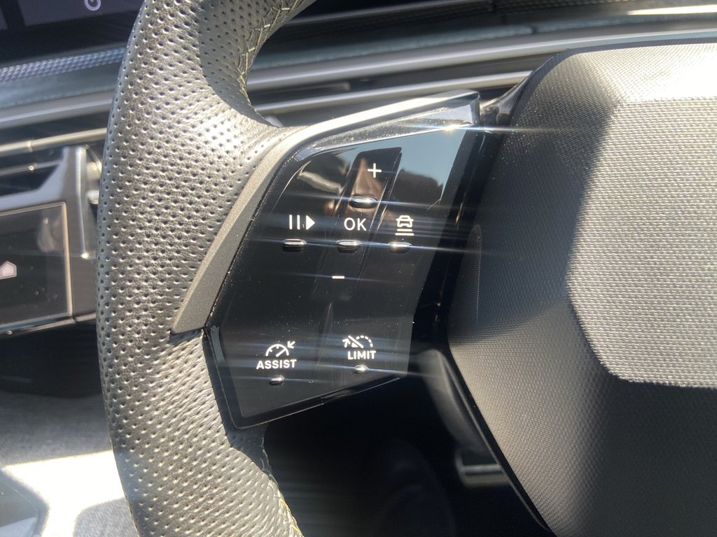 Peugeot 5008 Allure Black #25