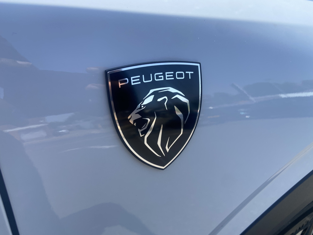 Peugeot 5008 1.2 Hybrid 136 Gt E-dsc6 White #4