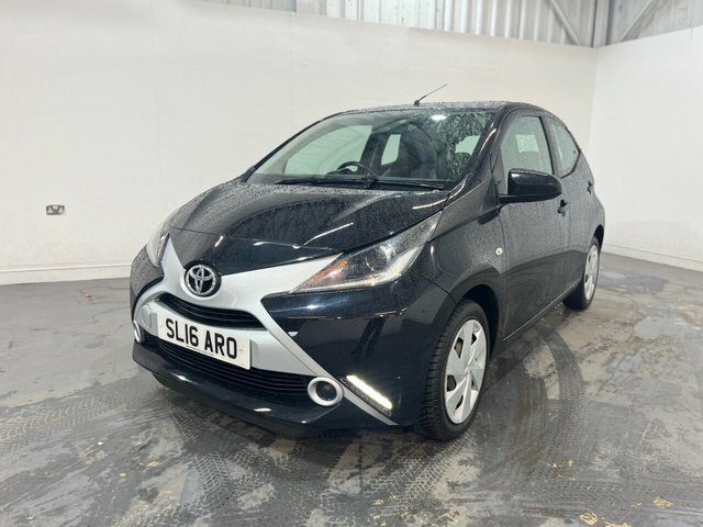 Toyota Aygo 1.0 Vvt-i X-play Hatchback Euro SL16ARO Black #3