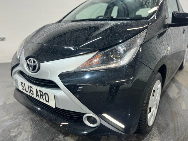 Toyota Aygo 1.0 Vvt-i X-play Hatchback Euro SL16ARO Black #4