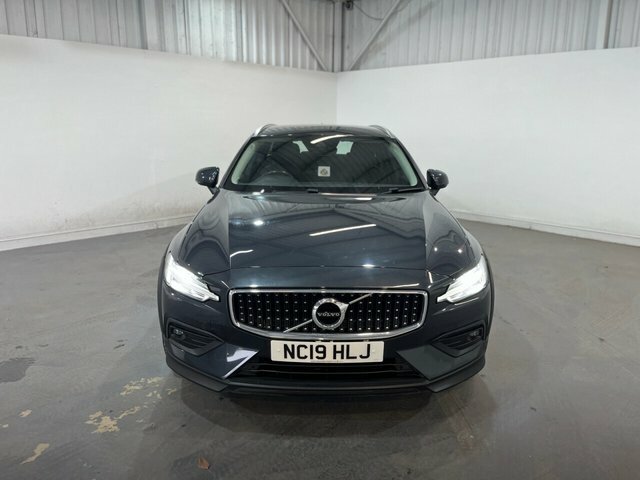 Volvo V60 Cross Country 2.0 D4 Plus Estate Awd Euro 6 Ss Grey #2