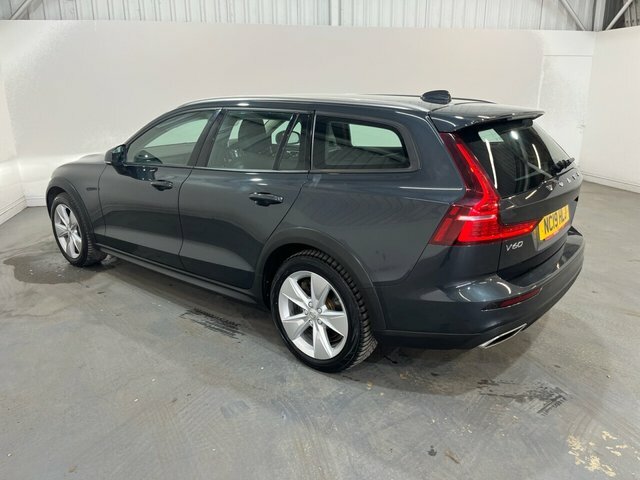 Volvo V60 Cross Country 2.0 D4 Plus Estate Awd Euro 6 Ss Grey #6