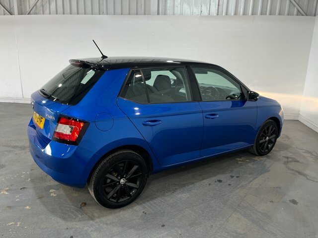Skoda Fabia 1.2 Tsi Colour Edition Hatchback FY17EYF Blue #4