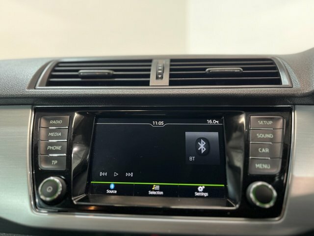 Skoda Fabia Monte Carlo White #22
