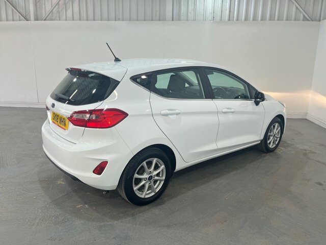 Ford Fiesta 1.1 Ti-vct Zetec Hatchback Euro SK18NHN White #6