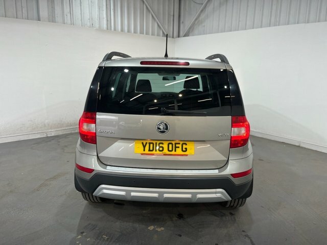 Skoda Yeti 1.2 Tsi Se Outdoor Dsg Euro 6 Ss 11 Beige #5