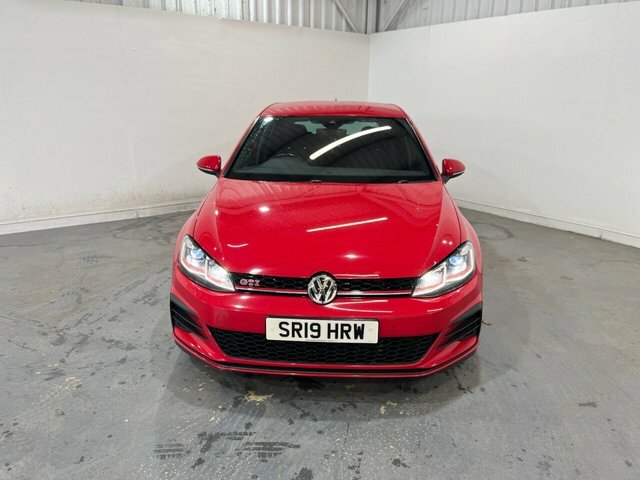 Volkswagen Golf 2.0 Tsi Gti Performance Hatchback Manua SR19HRW Red #2