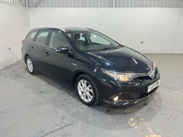Toyota Auris 1.8 Vvt-h Business Edition Touring Sports Petr Grey