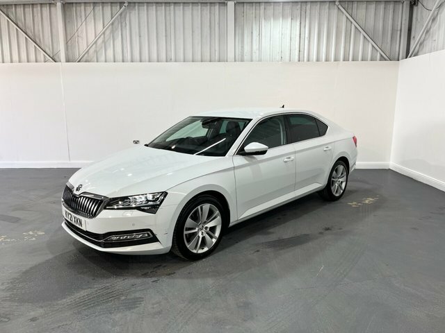 Skoda Superb 2.0 Tdi Se L Hatchback Dsg 4Wd Euro 6 White #3