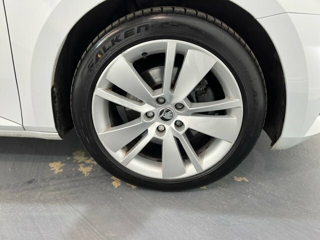 Skoda Superb Se L Tsi Dsg Grey #8