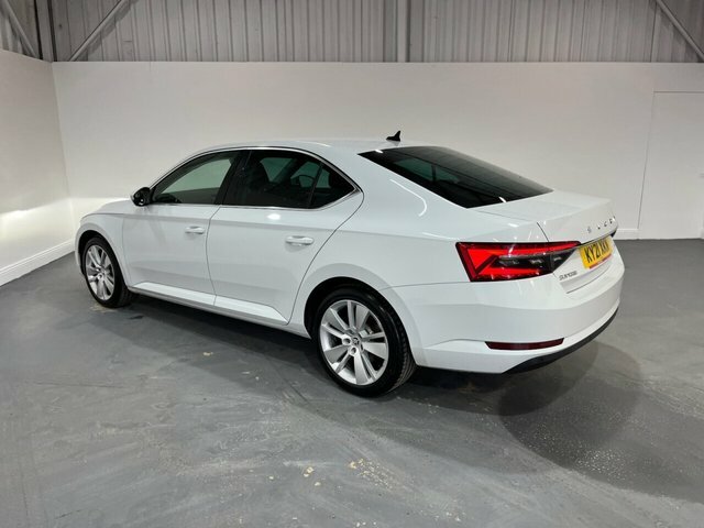 Skoda Superb 2.0 Tdi Se L Hatchback Dsg 4Wd Euro 6 White #6