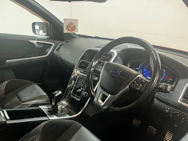 Volvo XC60 Blue #17