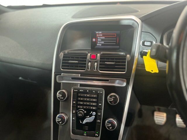 Volvo XC60 Blue #19