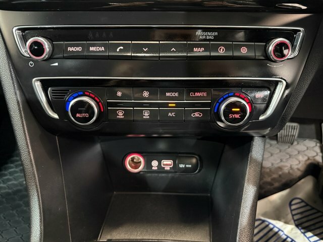 Kia Optima Phev 154 Bhp Black #19