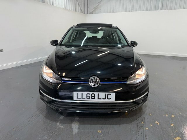 Volkswagen Golf 1.5 Tsi Evo Se Nav Hatchback Dsg Euro 6 LL68LJC Black #2