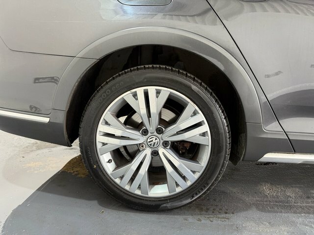 Volkswagen Passat Alltrack 2.0 Tdi Alltrack Estate Dsg 4Motion Eur Grey #4