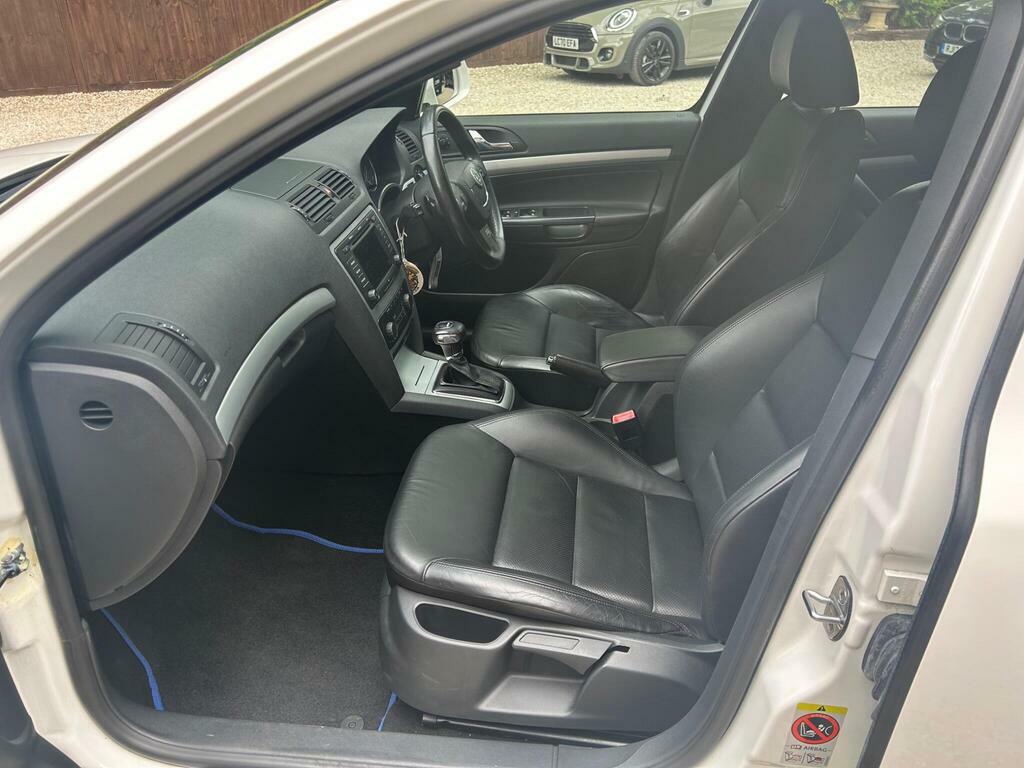 Skoda Octavia 2.0 Tfsi Vrs Dsg Euro 5 White #5