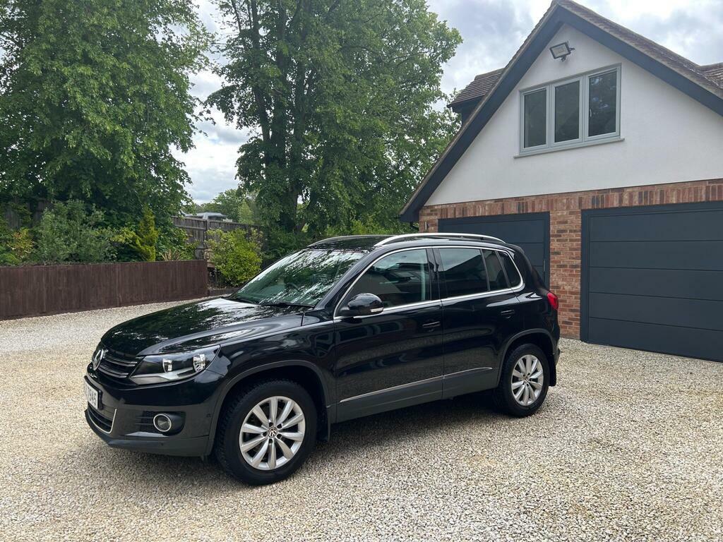 Volkswagen Tiguan 2.0 Tdi Bluemotion Tech Black #14